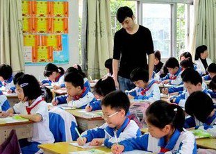 中山市小榄镇德星小学图片