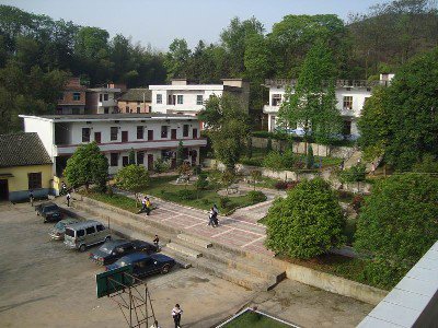 万载县白良初级中学图片