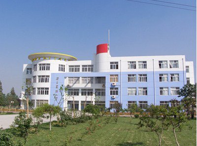 扬州市邗江区蒋王中心小学图片