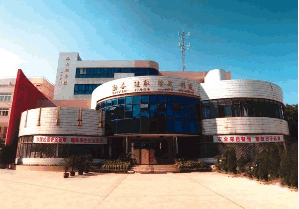 武汉市第二十四中学图片