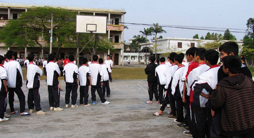 江城区茶山中学图片