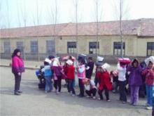 坊城街道房仕小学图片