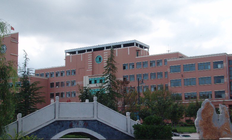 青岛市城阳第二高级中学（城阳二中）图片