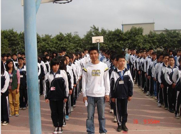 深圳市爱孚实验学校图片