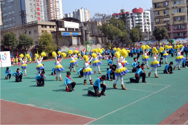 黄石市磁湖小学图片