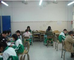 广州市白云区龙湖小学图片