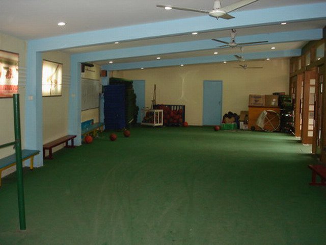 上海市静教院附校中学部图片