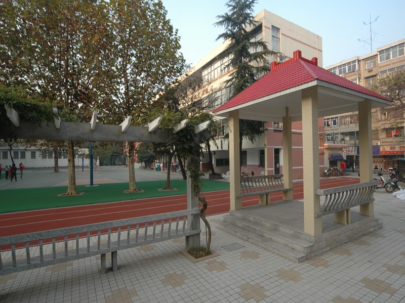 南京市回龙桥小学图片