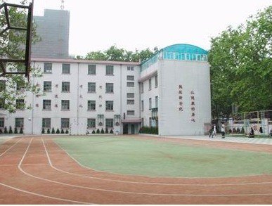 南京市中央路小学图片