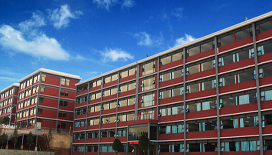 云南昌乐实验中学图片