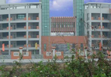 佛山市高明区沧江中学图片