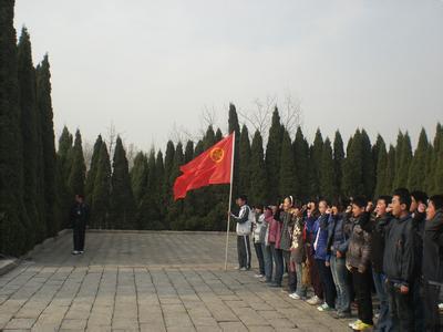 新泰市汶城中学图片