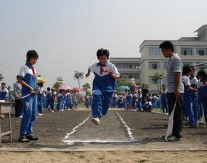 中山市民众镇浪网小学图片