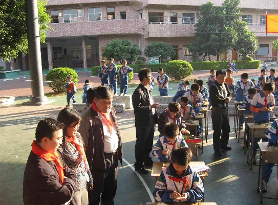 东莞大朗巷头小学图片