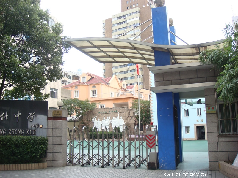 上海市储能中学（北校）图片