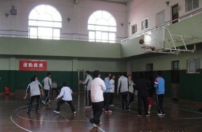 上海市教科院附属中学图片