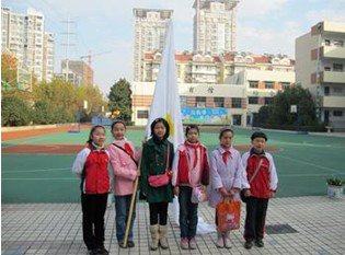 南京市凤凰花园城小学图片