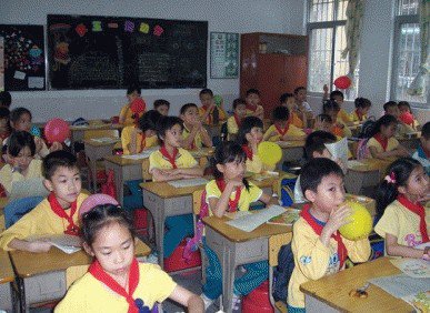 广州市海珠区新民六街小学图片