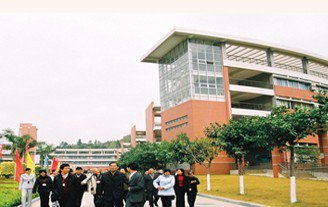 广州市南沙区南沙小学图片