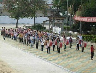 广州市萝岗区永岗小学图片