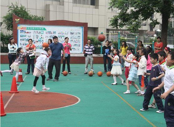 南京市渊声巷小学图片