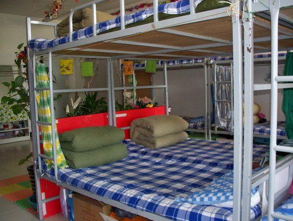 北京海淀外国语实验学校初中部图片