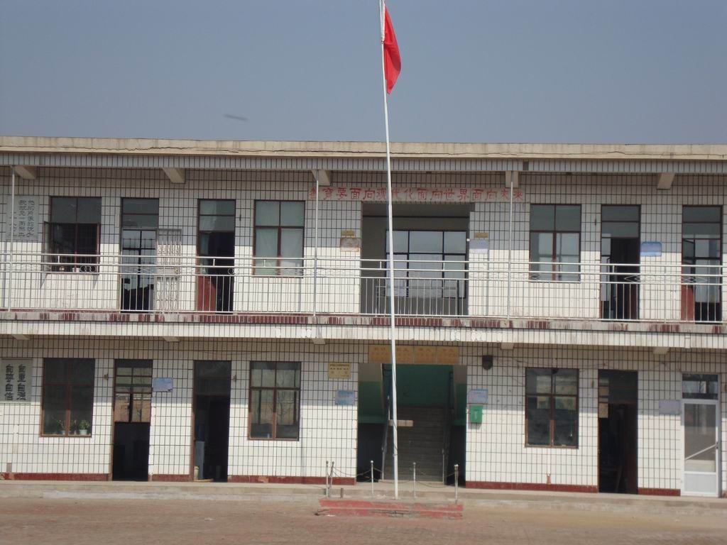 天津市武清区大黄堡乡东八里庄中心小学图片
