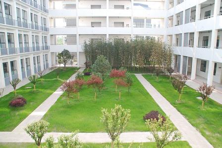 扬州梅苑双语学校图片