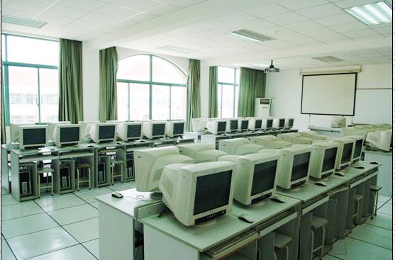 杭州市三墩镇中心小学图片