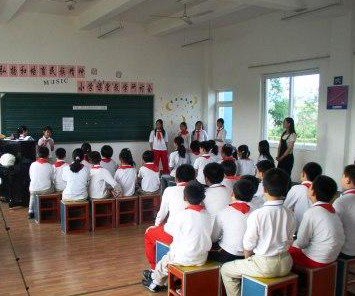 北京市丰台区左安门中学图片