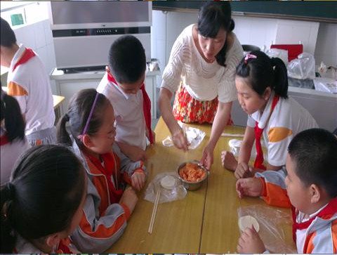 杭州市滨江第一小学（杭州滨江一小）图片