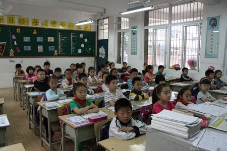 淄博市周村区凤阳路小学图片