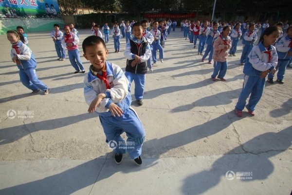 济南市历城区文苑小学图片