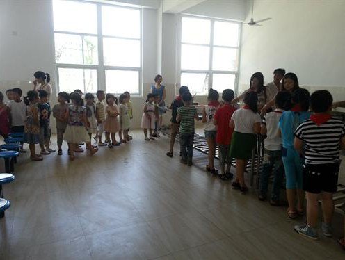 温州市城南小学会昌湖校区图片