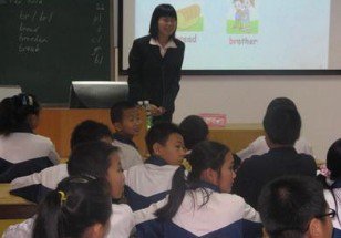 中山市港口镇民主小学图片